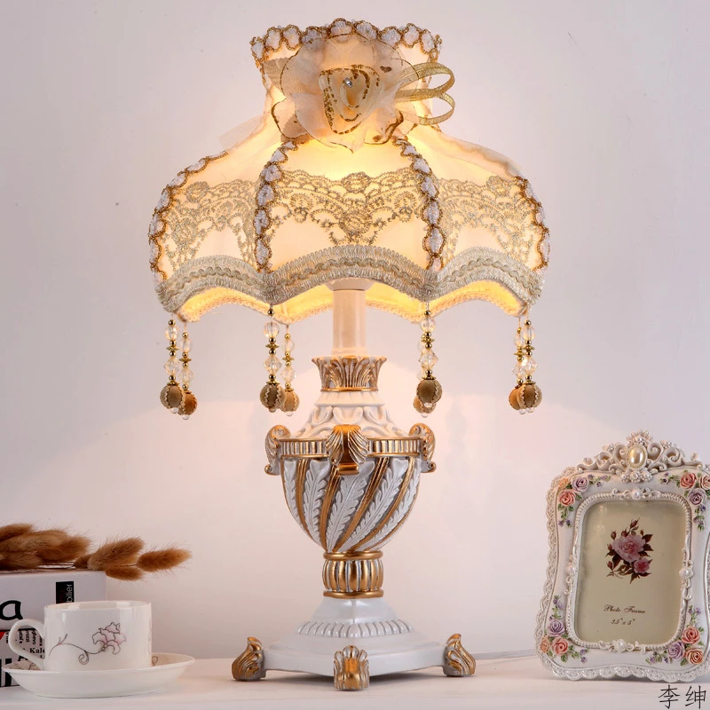 Nordic Princess Vintage Table  - Resin Art In Floor recension och pris