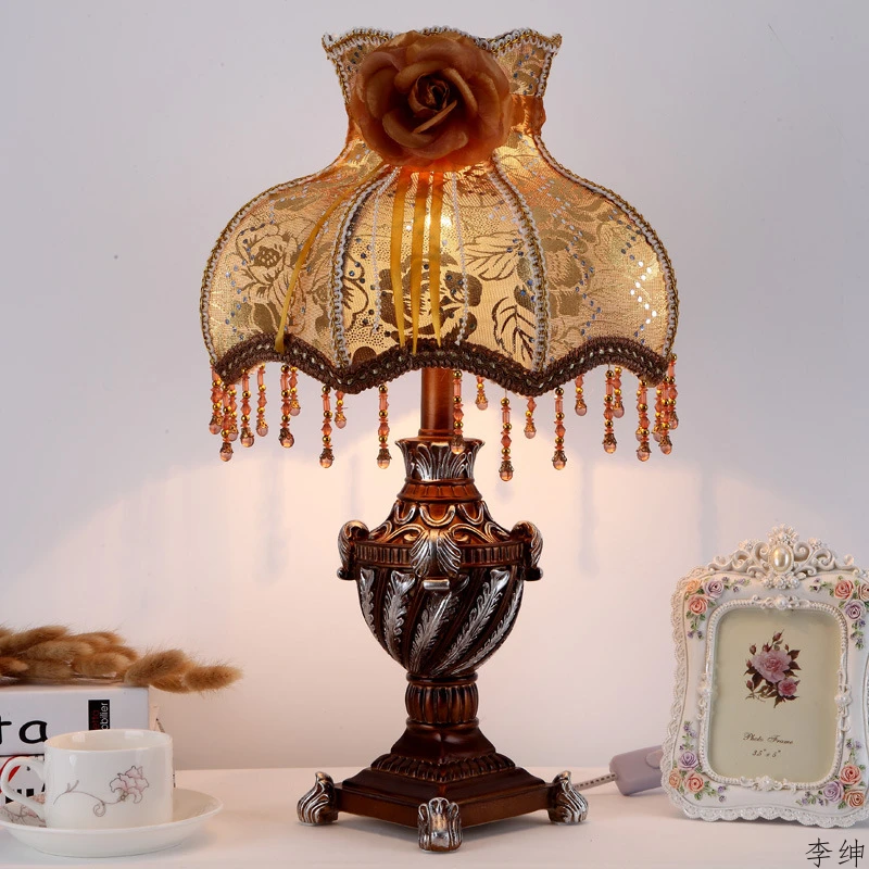 Nordic Princess Vintage Table  - Resin Art In Floor recension och pris
